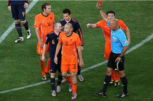 欧洲杯荷兰对西班牙（荷兰对阵西班牙）