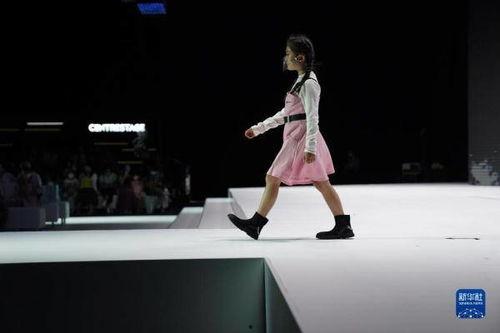 国产儿童时装秀视频下载